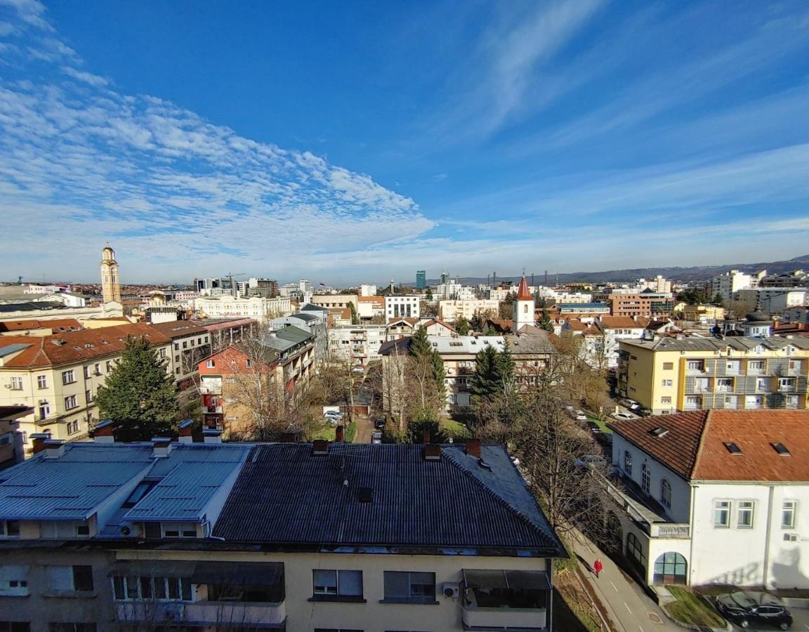 Apartment Downtown Banja Luka Buitenkant foto